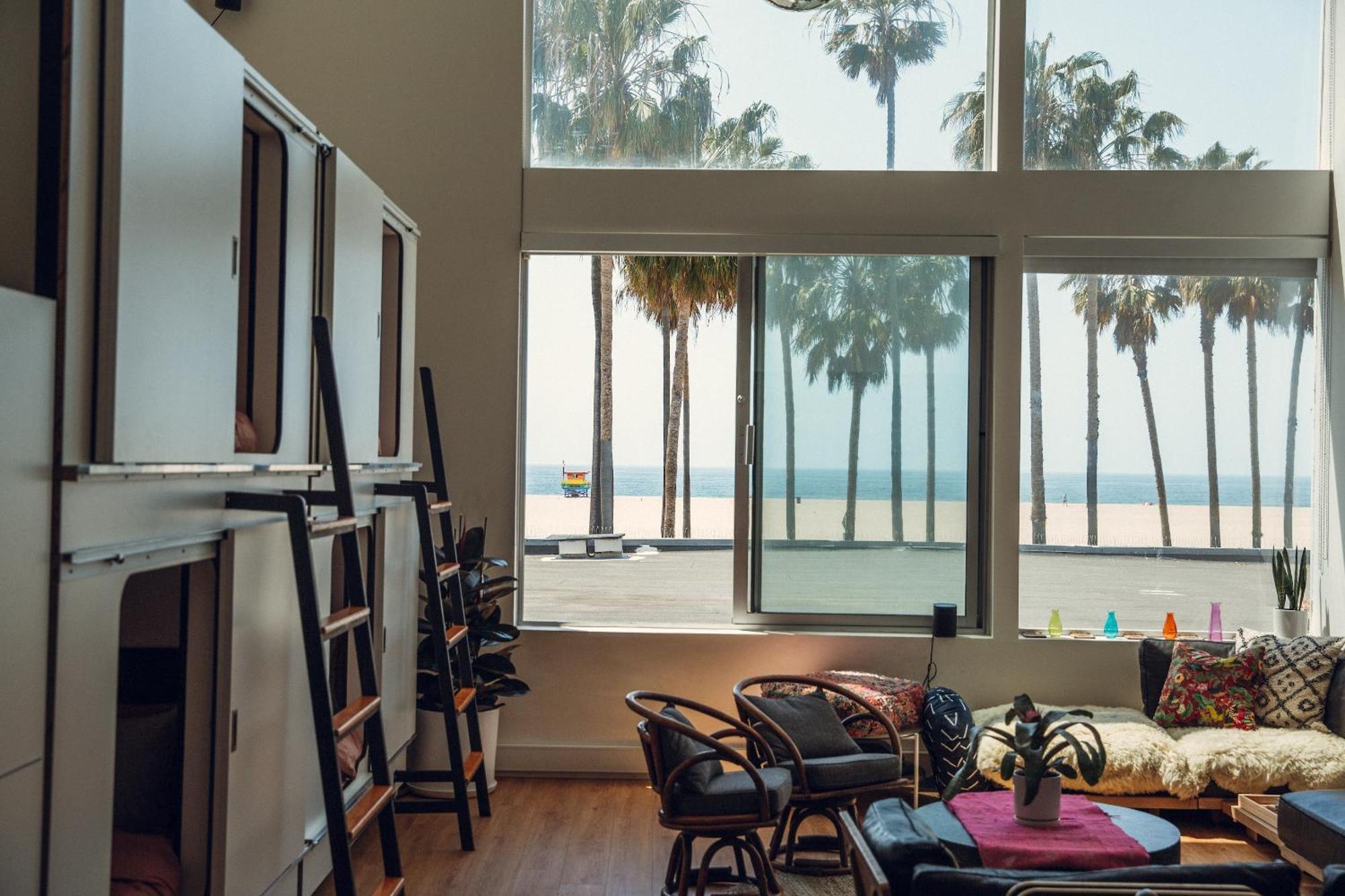 Stay Open Venice Beach — Photos 2